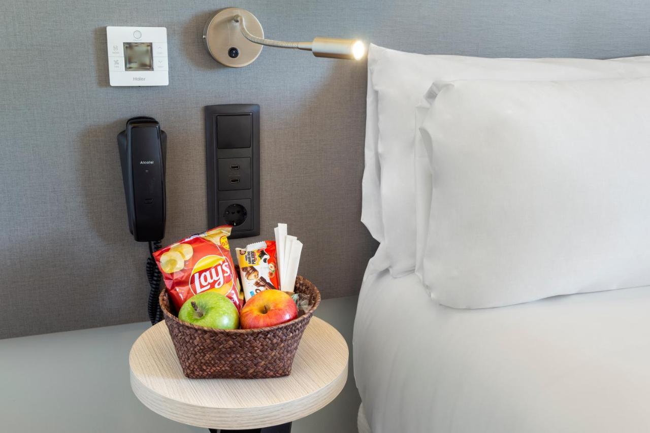 B&B Hotel Barcelona Rubí Екстериор снимка