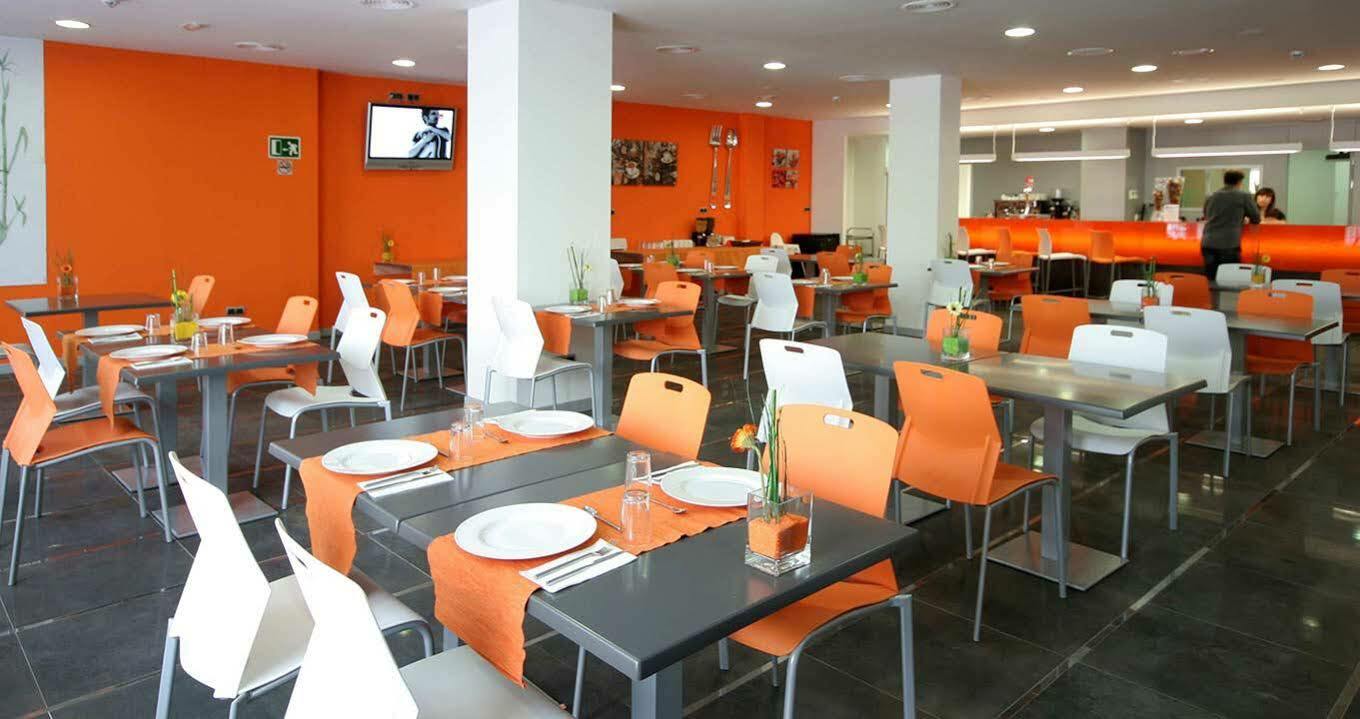 B&B Hotel Barcelona Rubí Екстериор снимка