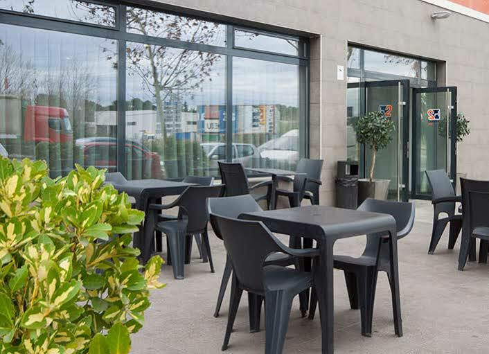 B&B Hotel Barcelona Rubí Екстериор снимка